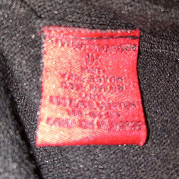 Red Black Short Sleeve Lightweight Sweater XL/1X - Picture 3 of 8